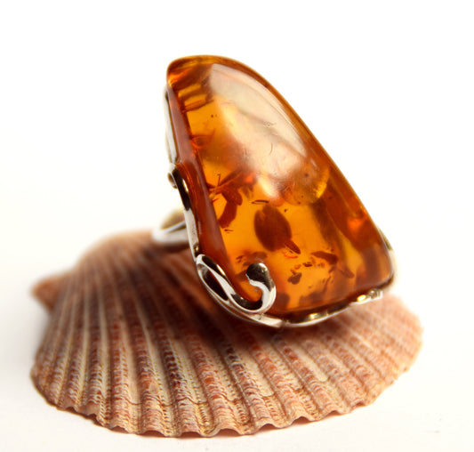 MJ Baltica, Baltic natural amber, 925 silver, triangle, large, cognac, luminous, BP075