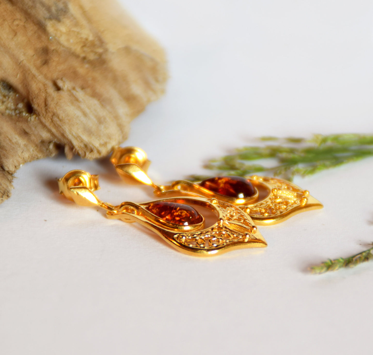 MJ Baltica, earrings, natural Baltic Amber, 925 Silver, 14k Gold plated, filigree, oriental, drop BZK050