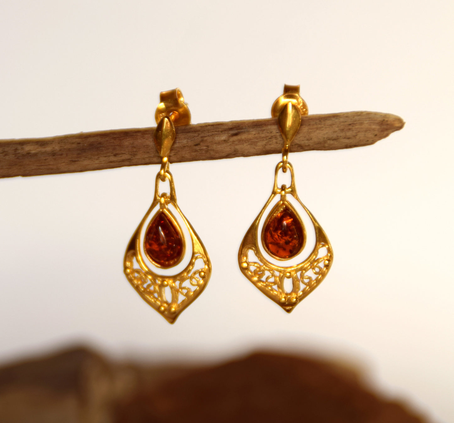 MJ Baltica, earrings, natural Baltic Amber, 925 Silver, 14k Gold plated, filigree, delicate, elegant, BZK052