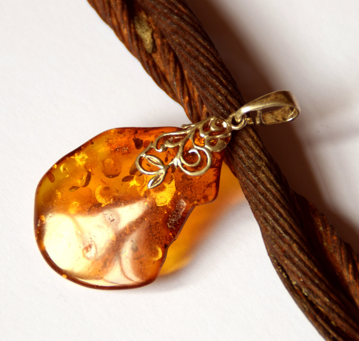 MJ Baltica, pendant, natural Baltic Amber, 925 Silver, unique, large, irregular, refined decoration, BW112