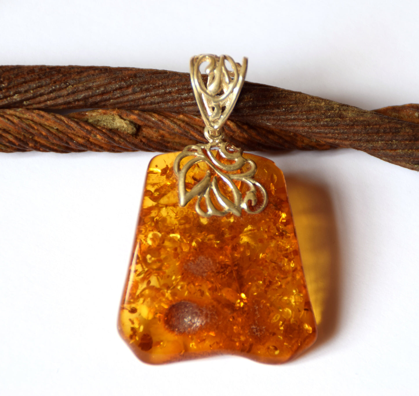 MJ Baltica, pendant, natural Baltic amber, 925 silver, large, luminous, square, BW116