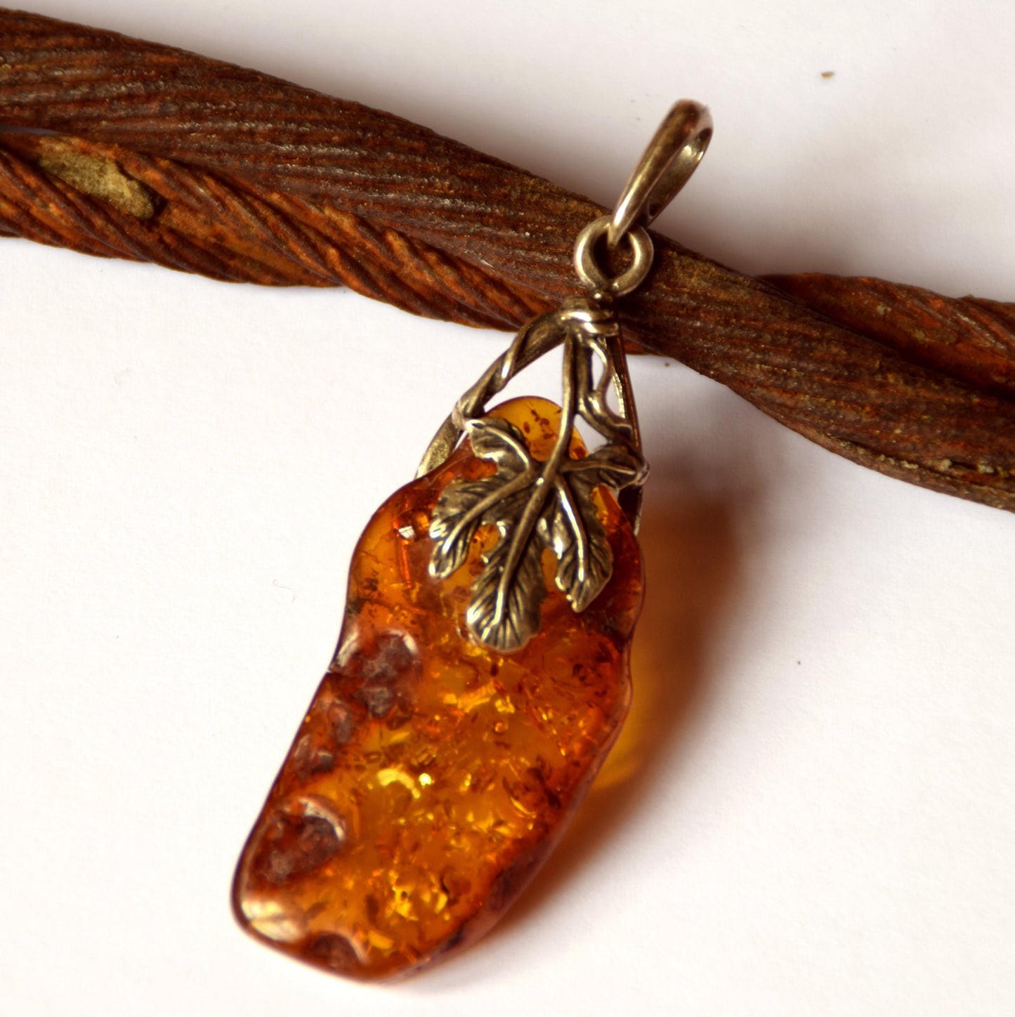 MJ Baltica, pendant, natural Baltic amber, 925 silver, large, irregular, luminous, leaf, BW114